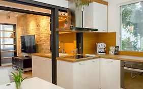 Bright & Spacious 1Bd Apartment With A Charming Balcony By Flat Mаnager